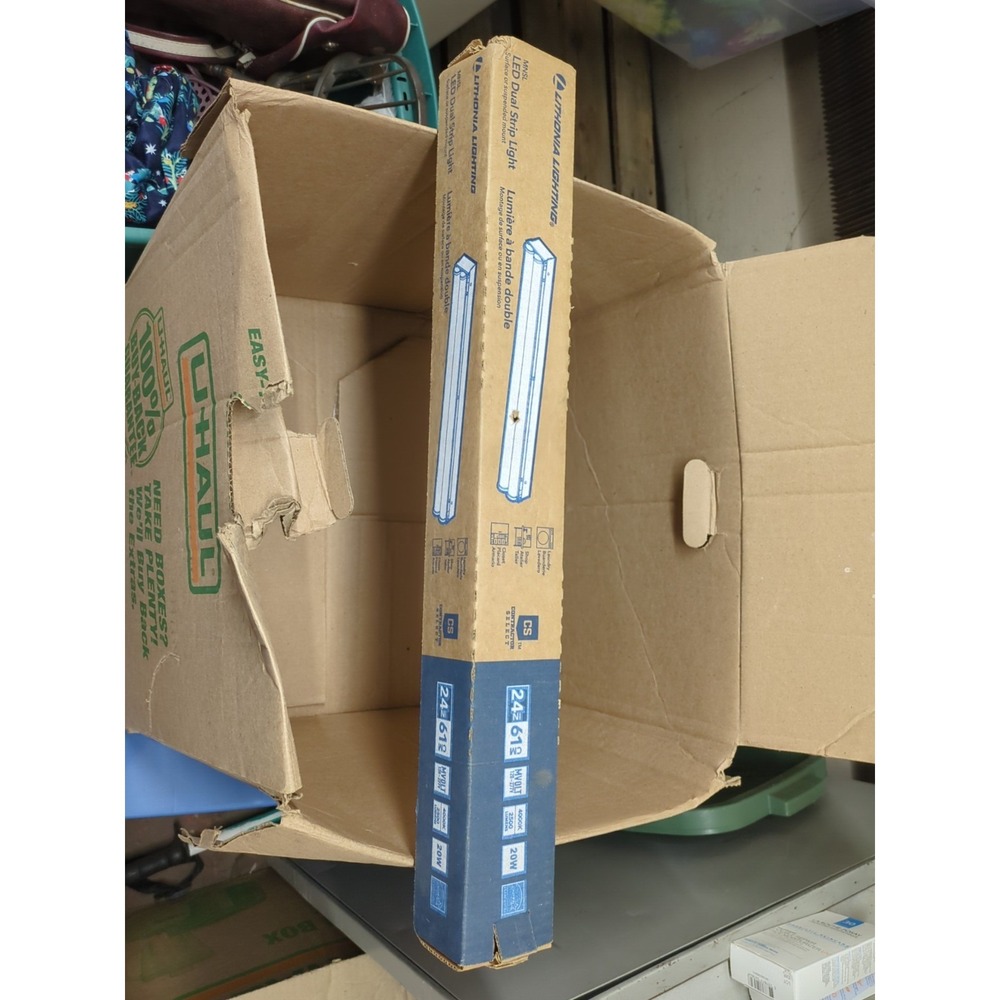 Lithonia Lighting Contractor Select 2 ft. 34-Watt Equivalent Integrated LED Whit